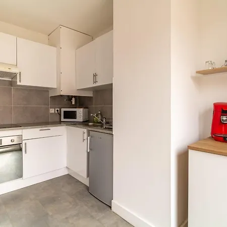 Bright Flat With Terrace - Near Train Station Appartement Toulouse